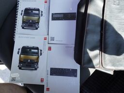 Renault D12 / New galvanized tow truck superstru