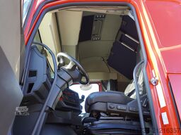 Volvo FH500 6x2 / Krone 19 EPAL refrigerator