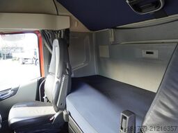 Volvo FH500 6x2 / Krone 19 EPAL refrigerator