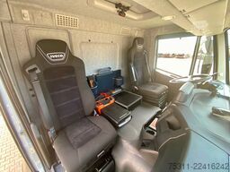 IVECO AD320S46 8x2| MKG 26,40m Dachdecker/Montagekran
