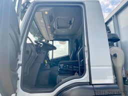 IVECO AD 320 S 46 Y/PS 8x2| MKG HLK 441*FLY-JIB*26,40m