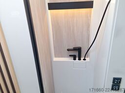 BÜRSTNER Signature SFT 7.1 Markise