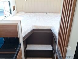 BÜRSTNER Signature SFT 7.1 Combi 6 E, Markise