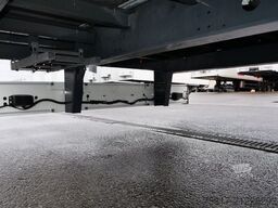 KÄSSBOHRER K.SPJ3 12/27 / JUMBO  / BPW / LIFTACHSE  5700 kg