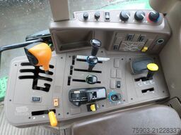 John Deere John Deere 6115 M  aus 1 Hand Klima Druckluft