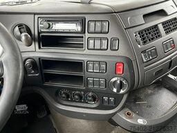 DAF XF 106.460 SSC FTG / 6x2/4 / ADR