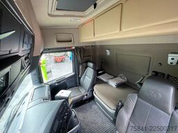 Scania R520 R520 V8 LB 8x4*4HNB Effer 525 / 6S + JIB 6...