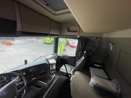 Scania R520 R520 V8 LB 8x4*4HNB Effer 525 / 6S + JIB 6...