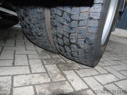 Volvo FE 260 + THERMO KING + DHOLLANDIA LOADLIFT