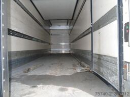 Volvo FE 260 + THERMO KING + DHOLLANDIA LOADLIFT