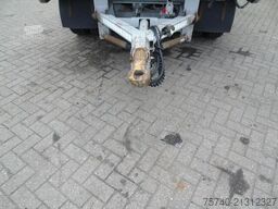 LAG 3 AXLE