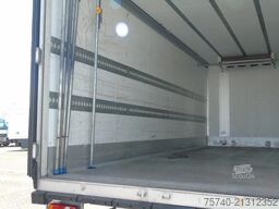 DAF CF 220 + CARRIER + EURO 6 + LIFT