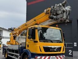 Böcker K 44 / 4000 auf MAN TGM 18.290 | mehrfach verfügbar | Funk | TÜV-UVV