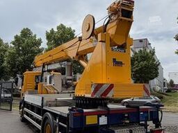 Böcker K 44 / 4000 auf MAN TGM 18.290 | mehrfach verfügbar | Funk | TÜV-UVV