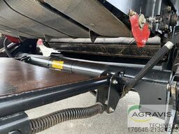 New Holland BR 7070 EC