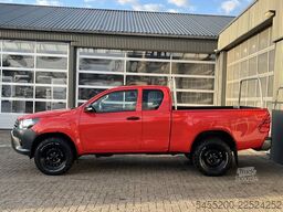 Toyota HiLux 2.4 D-4D-F Xtra Cab Cool Comfort Airco Tr...