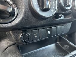Toyota HiLux 2.4 D-4D-F Xtra Cab Cool Comfort Airco Tr...