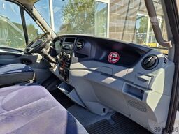IVECO Daily 65-17 Doka Haken ASK/7 Sitzer/2xAHK/Stand