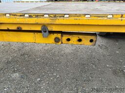 Krone BDF 7,45m Lochleiste Teleskopstützen