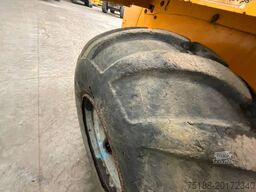 Thwaites 9 tonne