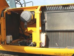 JCB JS 220 LC