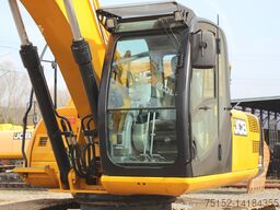 JCB JS 220 LC