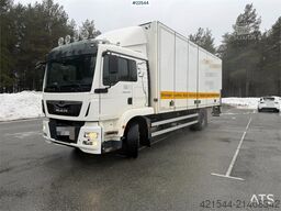 MAN TGM 18.290 4x2 18 pallets box truck with lift and