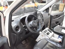 MERCEDES-BENZ Vito Notarzt Einsatzfahrzeug