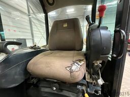 JCB 8055