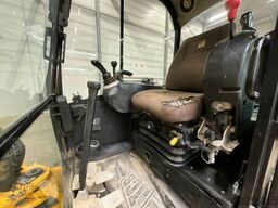 JCB 8055