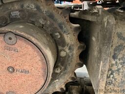 JCB 8055