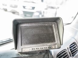 RENAULT D12 210 DXI + DHOLLANDIA