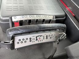 Iveco Trakker 360 2 Zijdige kipper 4x4 HIAB Kraan NL ...