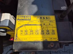 Renault D 7.5 180 - FASSI 32B