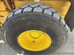 Komatsu WA320-3H wheel loader for sale as partial repair p