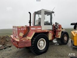 O&K L20i wheel loader with bucket. Repair object