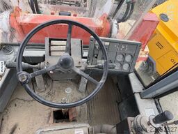 O&K L20i wheel loader with bucket. Repair object