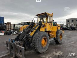 Volvo L90 wheel loader. WATCH VIDEO