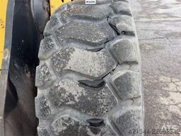 Volvo L90 wheel loader. WATCH VIDEO