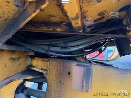 Volvo L90 wheel loader. WATCH VIDEO