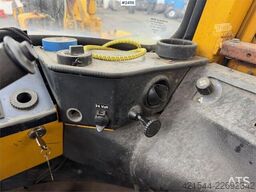 Volvo L90 wheel loader. WATCH VIDEO