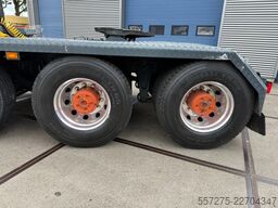 Scania R580 V8 LA 8x4/4