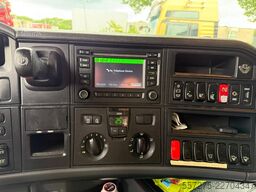 Scania R580 V8 LA 8x4/4