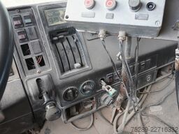 MAN F90 24.362 DFAK 6x6 Allrad Kalkstreuer