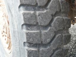 MAN F90 24.362 DFAK 6x6 Allrad Kalkstreuer