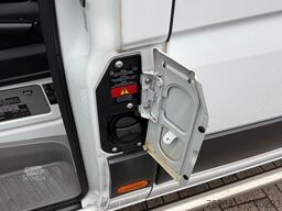 MERCEDES-BENZ Sprinter 313 BlueTEC 9Sitze+Rollstuhllift Klima