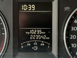 VW T5 Kombi Lang 2.0 Tdi BlueMotion 9 Sitze DSG