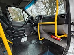 MERCEDES-BENZ Sprinter 313 BlueTEC 9Sitze+Rollstuhllift Klima