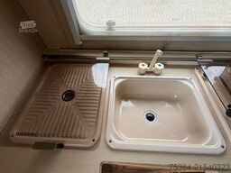  Award Daystar 8010 Wohnwagen Boiler Backoven Wc