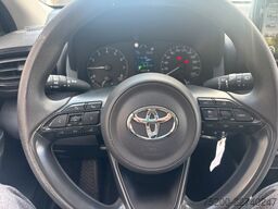 TOYOTA Yaris Basis /  12x Fahrzeuge verfügbar
